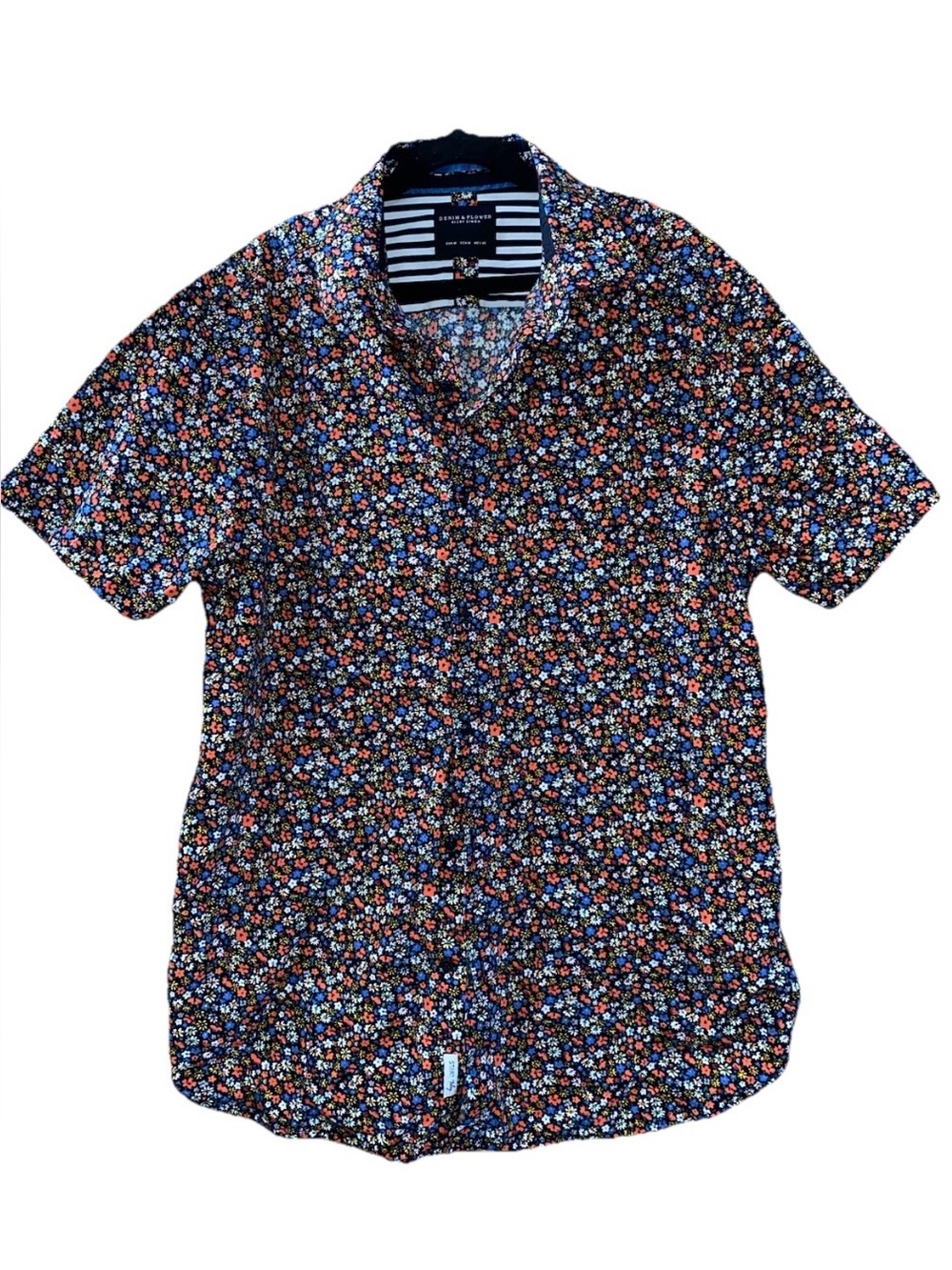 Denim and Flower Ricky Singh Floral Short Sleeve Shirt Size Medium